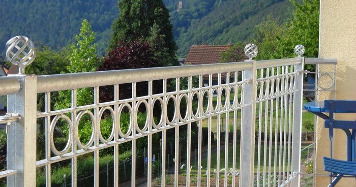 Regulations for balcony railings in your state