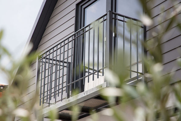 Railing set as a complete solution – safe, simple and attractively priced