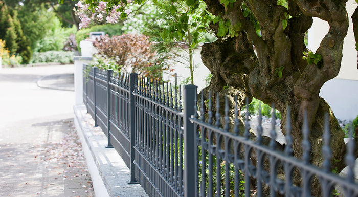 6 tips for buying a fence