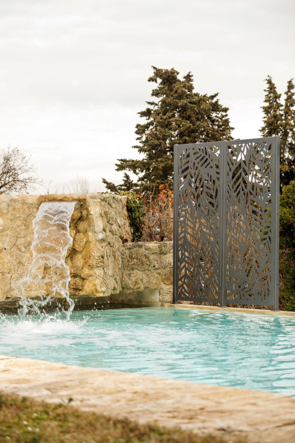 Sichtschutz Livenza am Pool | Pulverbeschichtet Anthrazit